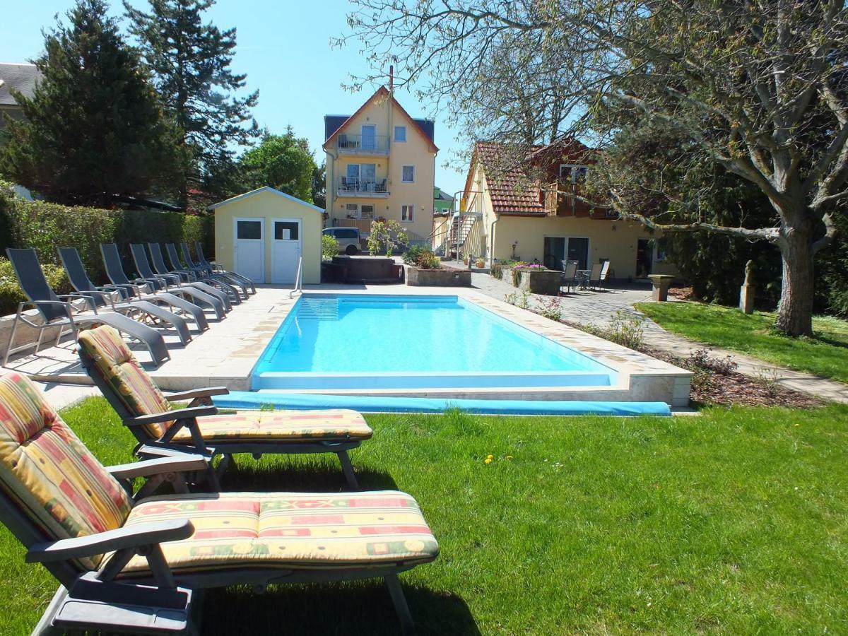 Ferienobjekt Beim Steinmetzen Apartment Радебойл Екстериор снимка